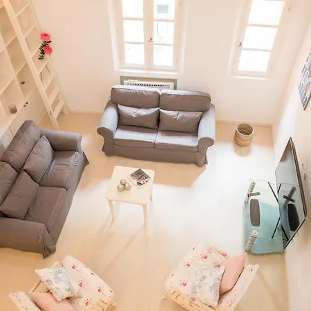Maison De Village Dans Le Coeur De Tropez Hébergement de vacances *